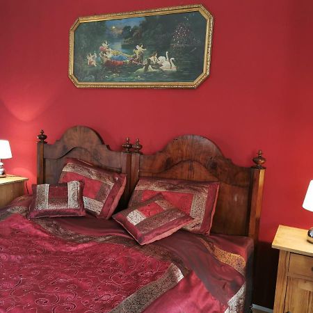 Ruhige Ferienwohnung Im Gutshaus Niederorschel エクステリア 写真